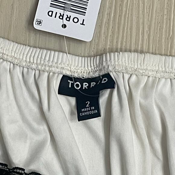 Torrid Mesh Babydoll Mini Dress Plus Sz 2 Lace Polka Dot & Bows Whisper White - Picture 5 of 14